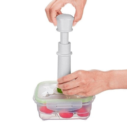 Boite sous vide avec pompe